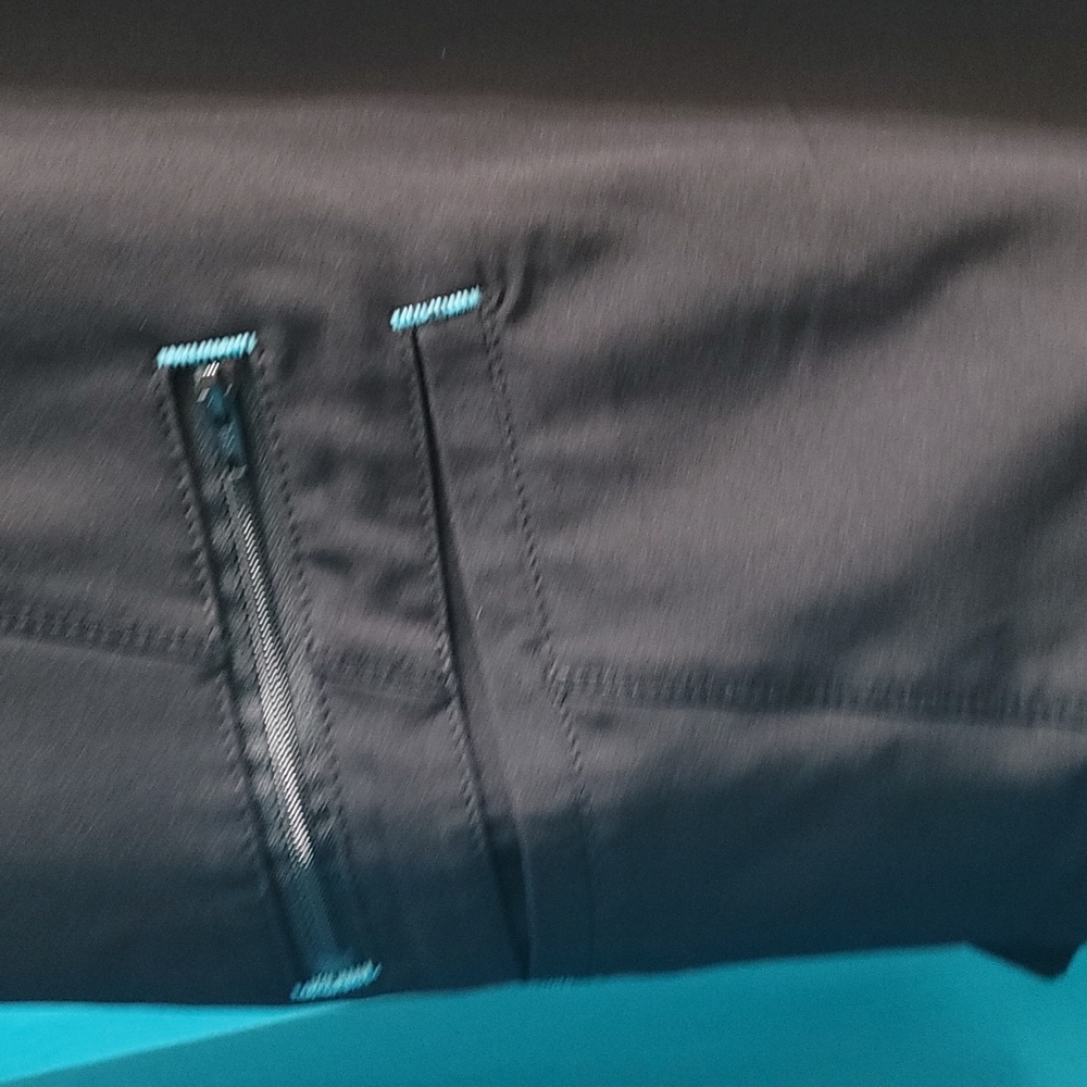 Coordinating Scrub Set - image 2